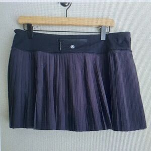 Lululemon Pleat to Street Skirt in Black size 10 NWT